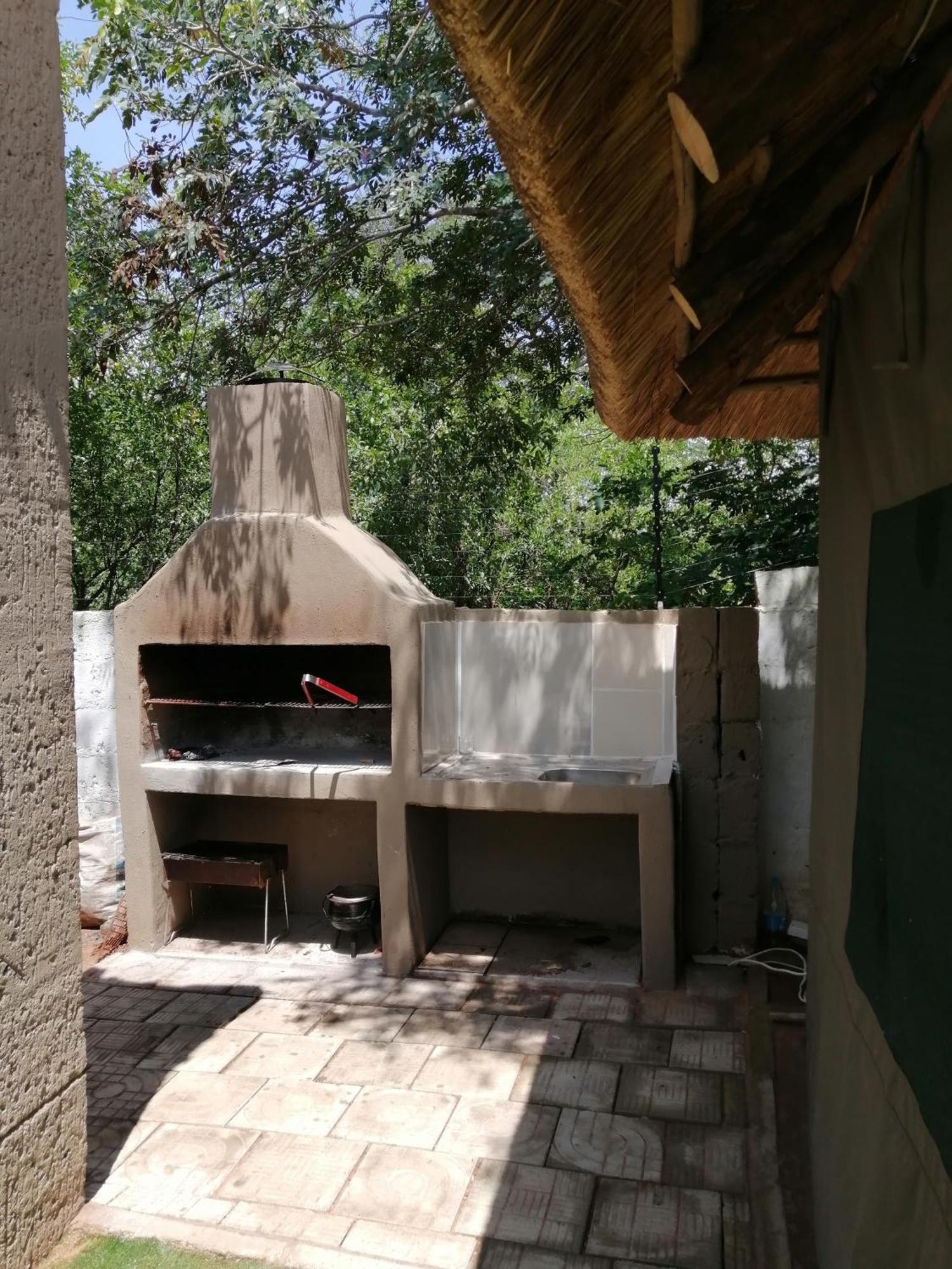 Looks Cottages Self Catering Apartments Kasane Luaran gambar