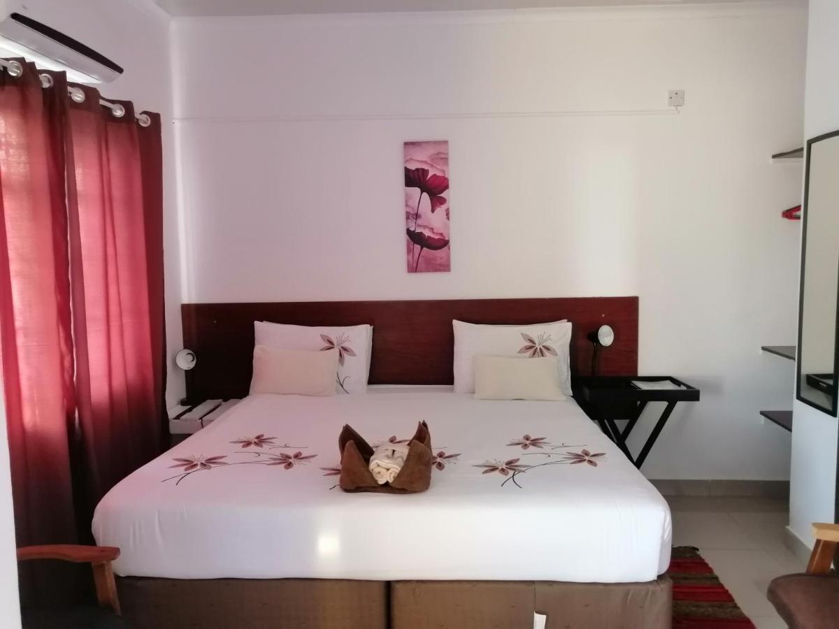 Looks Cottages Self Catering Apartments Kasane Luaran gambar